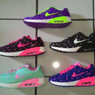 SEPATU RUNNING NIKE AIR MAX +2 IDR 270K, SIZE 36-40
Siap Kirim Dalam/Luar Kota Bandung..