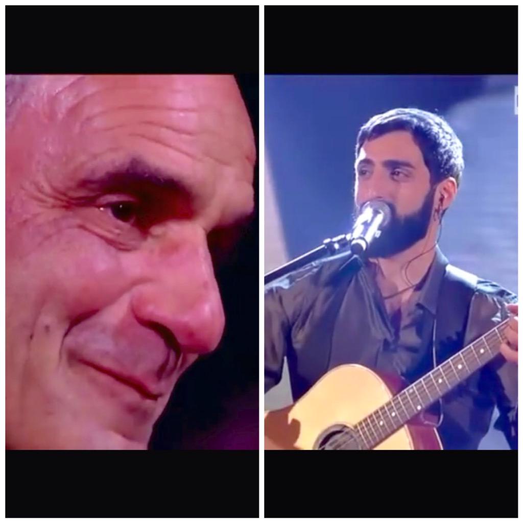 ClaghSasso's tweet photo. Father And Son che si guardano commossi annuendo!
W #tvoi 
W #tvoi2015
W #teamfach
W #FabioCurto http://t.co/yRUPhFJfwD