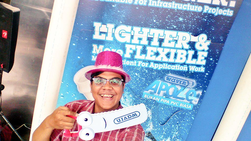 tjiktao's tweet photo. Pipa Wavin APOLLO PVC-O luar biasa kekuatan daya benturnya, juga lebih ringan @dbo_indonesia #KuisDBO #WavinApollo http://t.co/OO66dnva0L