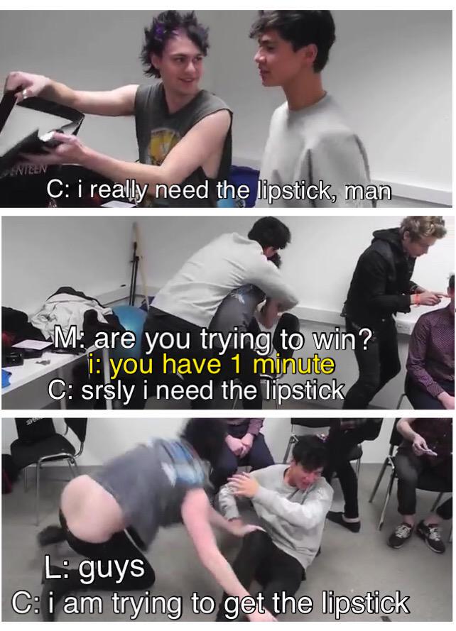 cthlxnelyheart's tweet image. When Calum tried to take my lipstick...  #THEREALMICHAELCLIFFORDFOLLOWPARTY