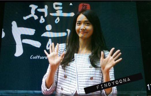 [PIC][29-05-2015]YoonA tham dự "Jung-gu Culture Night Festival" tại Deoksugung vào chiều nay - Page 4 CGKisfcUsAEl_FD