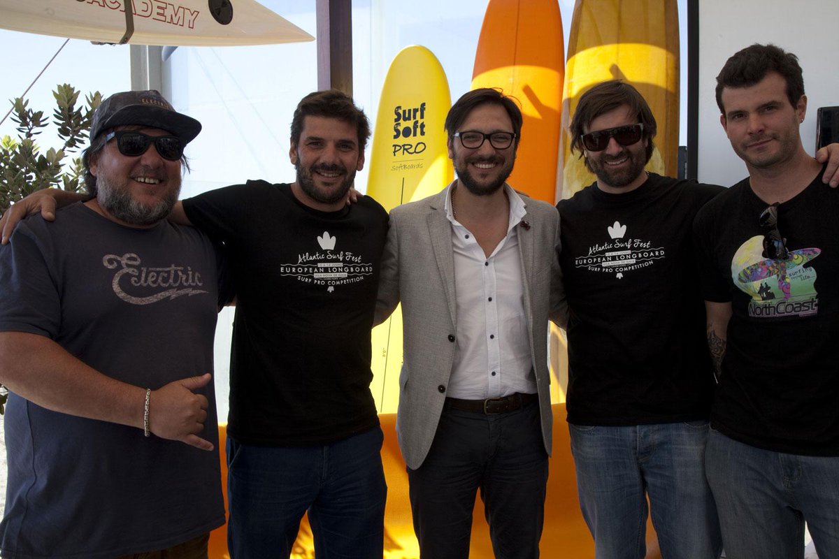 AtlanticSurFest's tweet photo. Apresentação AtlanticSurFest 2015 http://t.co/E0qb0U3NOb
