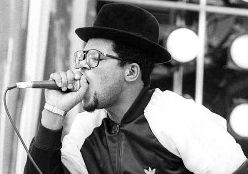 Happy birthday to a pioneer of hip hop culture and the founding member of Run DMC - Darryl McDaniels! 