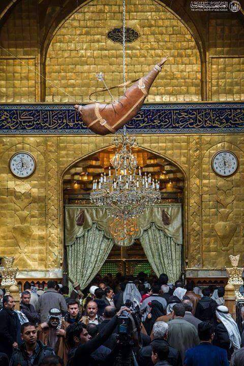 hamzxaat's tweet photo. بعدماهجرنامن مناطقنا قدم الحسين لنا الماكل و المسكن مالم يقدمه ابناء ديانتنا فالحسين رمز الحريه فالف #لبيك_يا_حسين http://t.co/ZKyWLKf5ul
