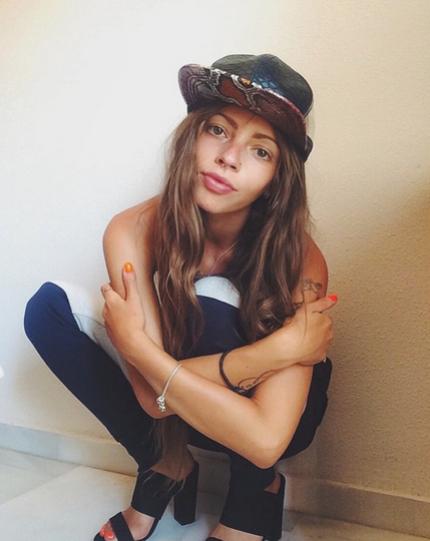 #HappyFriday! Mega babe @katarakagura giving us cool vibes in our snake print snapback. Check out the range online!
