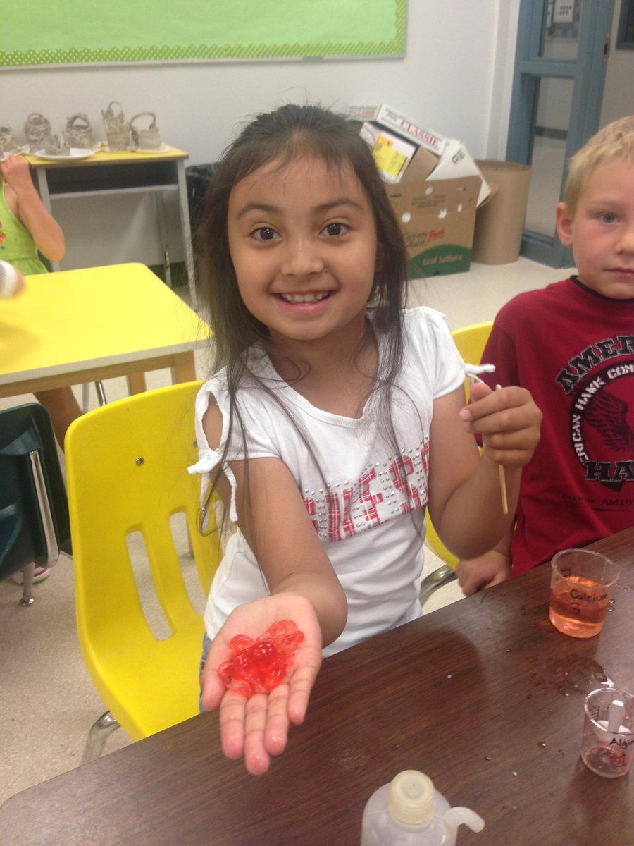UBC_INSPIRE's tweet photo. A few snaps from our week at #JSClark in #FortNelson #inspire #ubc #sd81 #encana #science http://t.co/UeISgbAkhL