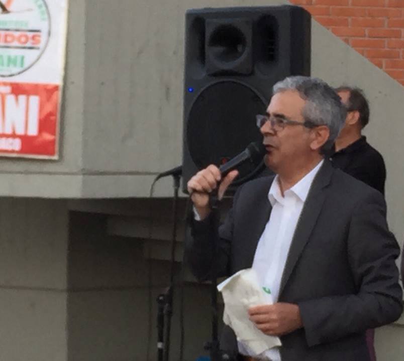 SardegnaOggi's tweet photo. #Quartu2015, l'impegno di #TonioPani: "Giù le tasse e vita nuova per il litorale” http://t.co/0aKs1xtE07 http://t.co/F81QadjhgU