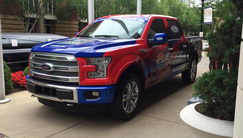Logjustrips's tweet photo. We're looking forward to listening to speaker Mark Fields, CEO of #Ford Motor Company with @GLIchamber #logjustrips http://t.co/gp6T24AmcQ
