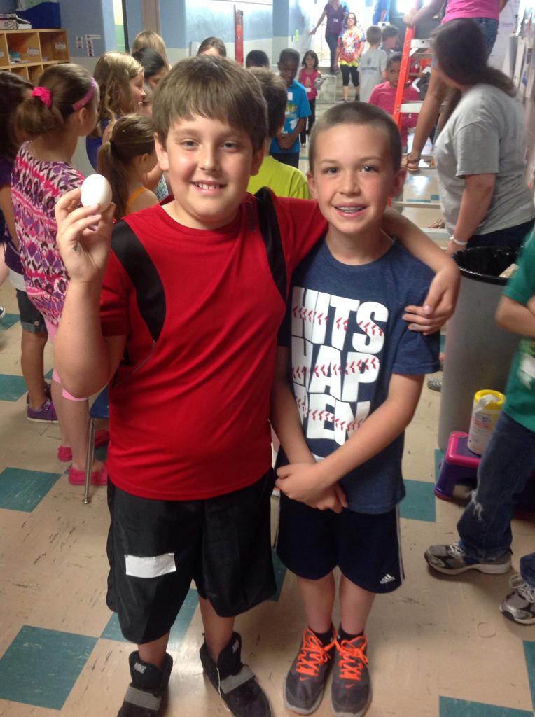 CSolberg2's tweet photo. 4 survivors for session 3, the new champs! #SciEngDay15 #HawStem http://t.co/0dZ2o95DMA