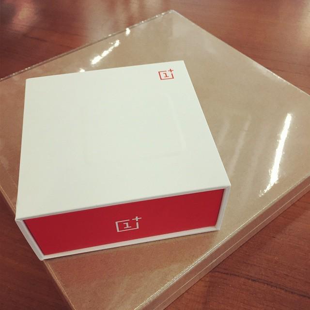 ApusGroup's tweet image. Prize for Emoji Contest😊 @oneplus One is waiting for u💪🏻Come to join the #APUSEMOJI ift.tt/1EEAIYN