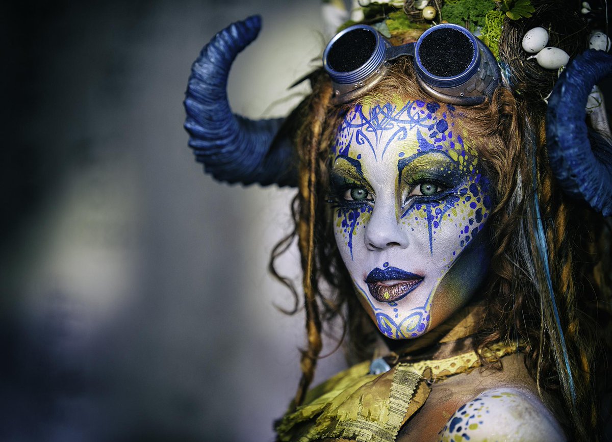 500px's tweet photo. Shooting the Most Insane Body Painting You've Ever Seen with Circus North and 500px: https://t.co/Zj10wHdYrF http://t.co/PJjI91RNam