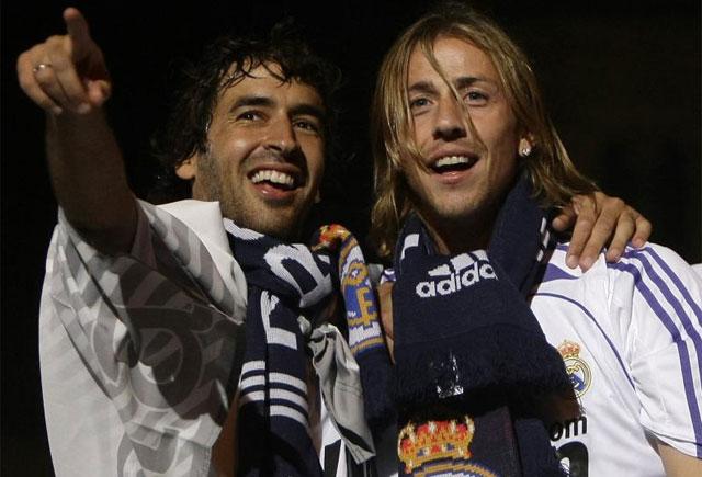 RMadridInfo's tweet photo. #RealMadridThrowback: @GUTY14HAZ and Raul Gonzalez http://t.co/aMH6ljPypG