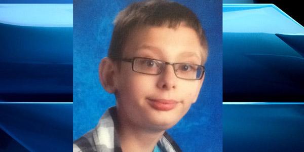 GlobalSaskatoon's tweet photo. Police seek help locating missing autistic boy, may be near the river in City Park area: http://t.co/b5sJCdjeEW #yxe http://t.co/OtOOFx9Uoy