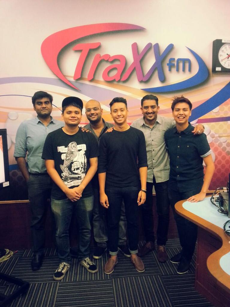 RyanDeedat's tweet photo. What a crazy day! 2 interviews in one day?cant imagine how One Direction handle this? Special thanks to #KeepItlocal http://t.co/OEZH5ZnBi4