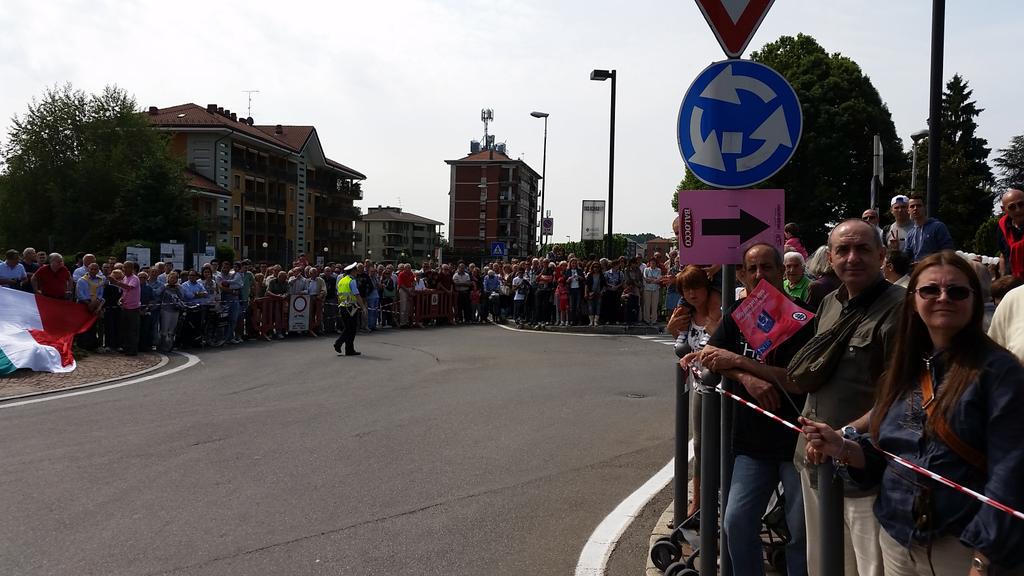 On the course of stage 19 to Cervinia just minutes before the riders <a href="/Go4Cycling/">Go4Cycling</a> #giro