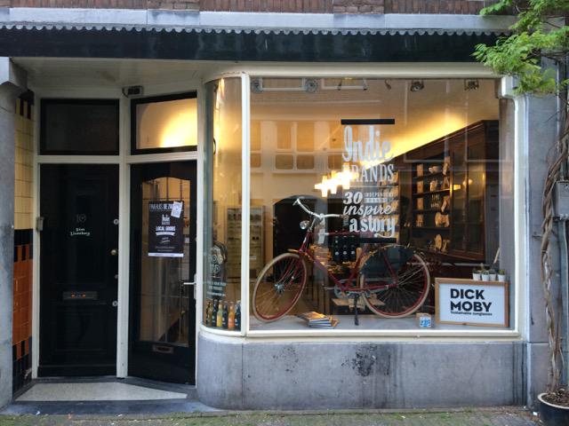 ZazoneNL's tweet photo. Altijd al gedroomd van je eigen winkel, hartje A'dam? Juli t/m sept kan dit pand van jou zijn! http://t.co/nPOQb9RZwT http://t.co/zY9XNHQUbV