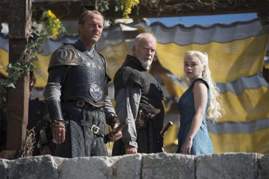 lp_ecrans's tweet photo. "Game of Thrones", la série préférée des personnes infidèles >>http://t.co/eqS53LMeE0 http://t.co/C0HagEJNuC