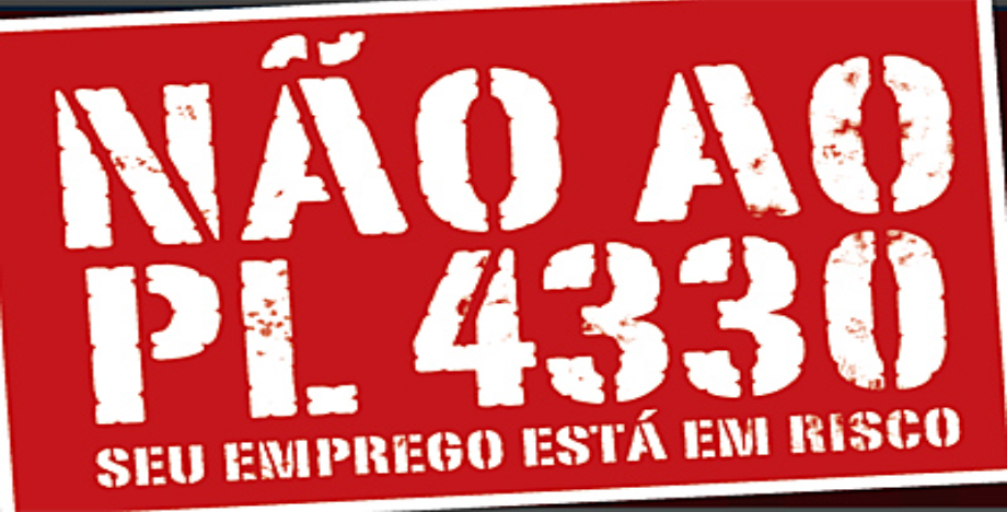naoterceirize's tweet photo. Hoje o dia está repleto de manifestações! #NãoTerceirize #TerceirizaçãoNão #Terceirização #PL4330 http://t.co/dEOWwXjXMb