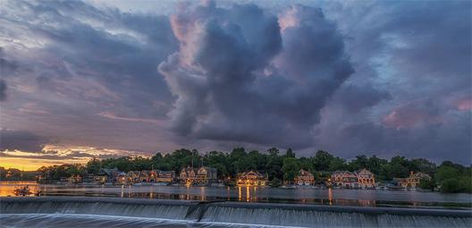 HeyPHL's tweet photo. Two great #photos of Boathouse Row from NJ photographer @DanteFratto.
https://t.co/EqR3bH2OFr
https://t.co/Bn6mf8rZpZ http://t.co/XhhsumKeVR