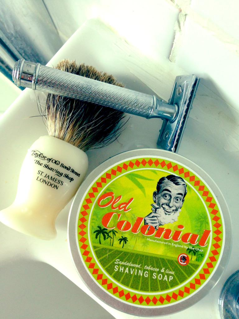 JShirtmaker's tweet photo. @TheChapMag #shave #shaving #beard #men #moustache #FollowFriday #likeforfolow http://t.co/Zx74qp8BrD