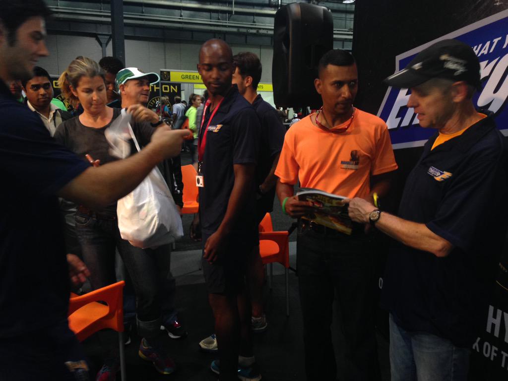 BruceFordycerun's tweet photo. Photo booth @EnergizerSA @ComradesRace Exbo #itswhyyourun http://t.co/gZ5i5neIUD