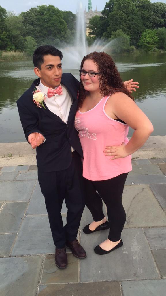 _katiedolan's tweet photo. when I matched @thtkidchristian yesterday #FriendshipInANutshell #notplanned #hisprom http://t.co/V3oZCUbF22
