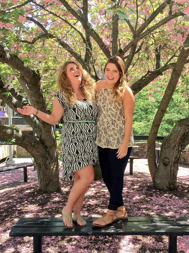 Happy Bday to this beaut and my froomie  Love you Khloe Kardashian and I can\t wait to be back in Knoxy with you! 