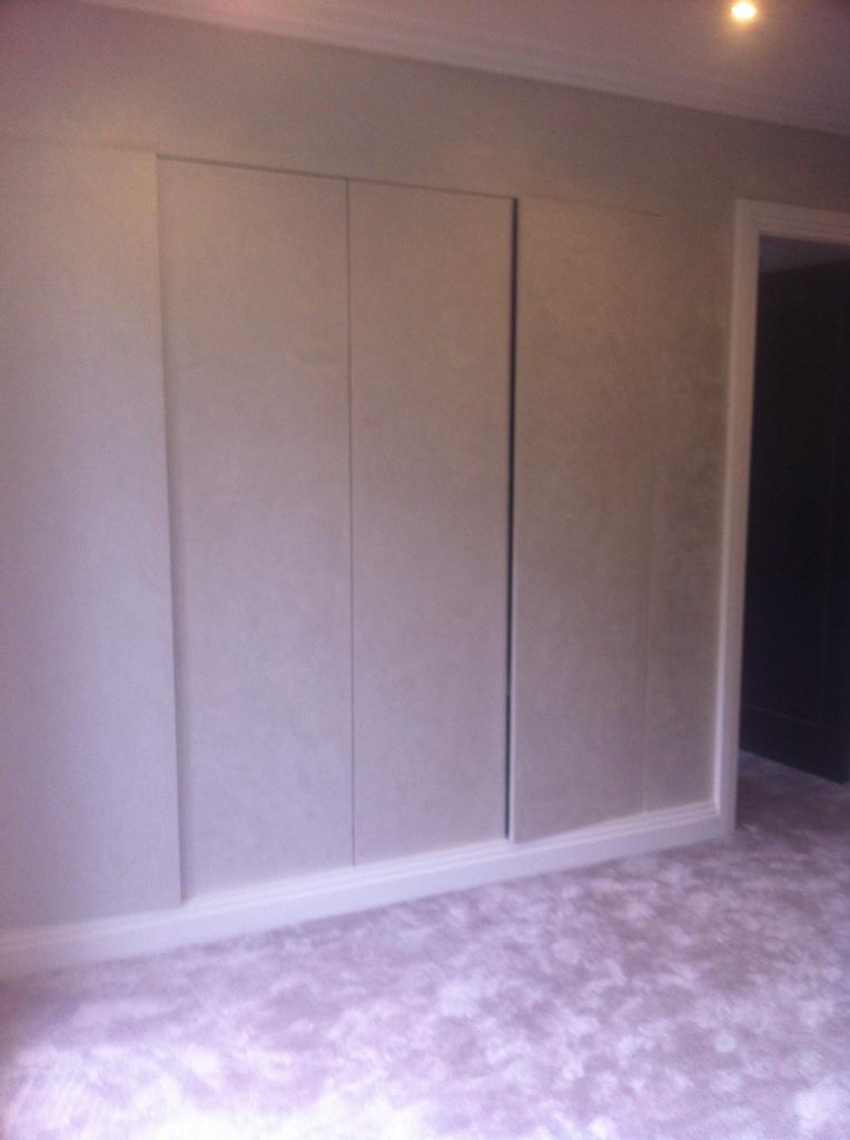 plastercentre's tweet photo. Feature walls,stairs and build in wardrobe also completed by us this week http://t.co/2dEOcypmuK