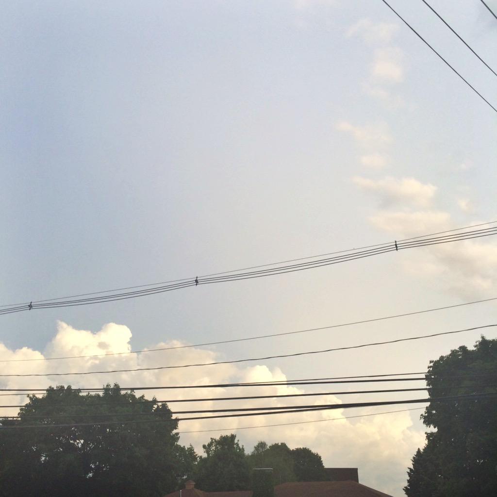 cloudymoons's tweet image. last night was cool