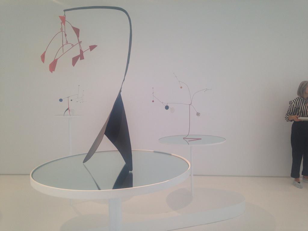 Exhibition of little #calders at #dominiquelevy gallery. Designed by #salvadorcalatrava. Simply sublime