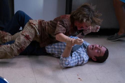 [쿠티스] 좀비 영화 역사상 초딩 좀비가 등장하는 영화 http://blog.naver.com/ews1016/220374213103… #쿠티스 #좀비 #새벽의저주 #좀비랜드 #28일후 #호러영화...