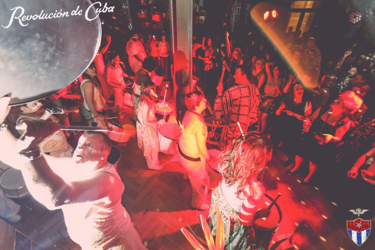KatumbaBloco's tweet photo. #myfirstTweet #Liverpool #newest  #drumband luvd playing @LSAD_2015  yestrday show band 2night  @DeCubaMCR  join us! http://t.co/6V95WQbo3D