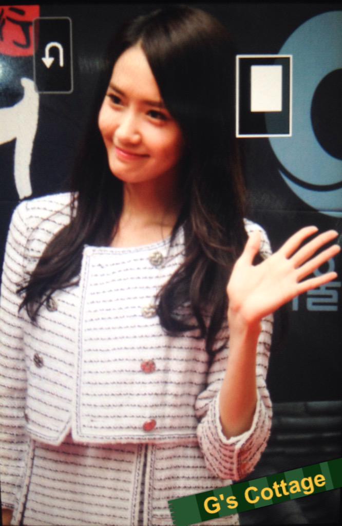GirlsCottage's tweet photo. 150529 윤아 Yoona at 정동야해 Preview http://t.co/Gstcz4Buhh
