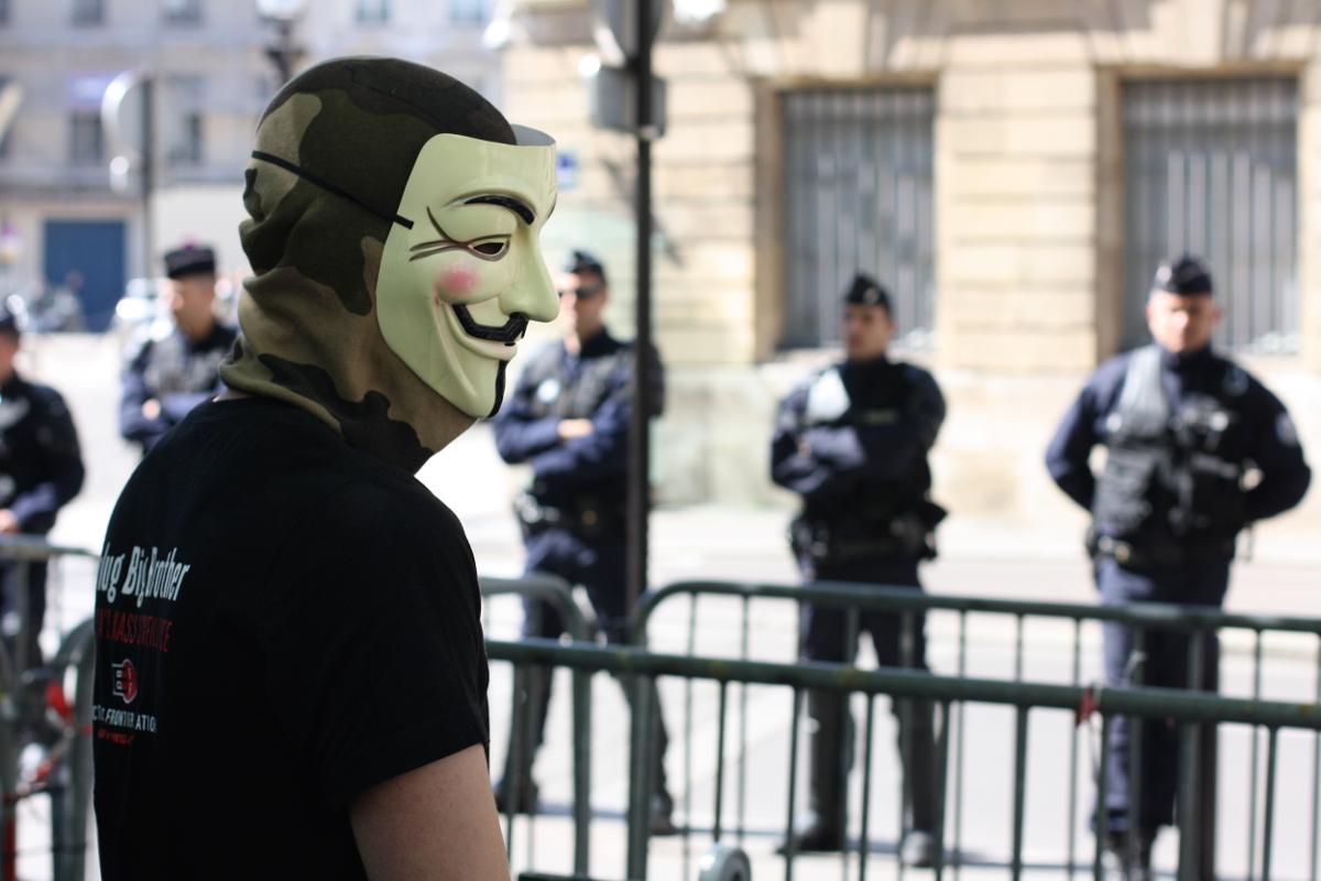 citizenclo's tweet photo. #CMPF15 Massive surveillance law adopted via an emergency procedure in France threatens the protection of sources http://t.co/fQyv3HLkLI