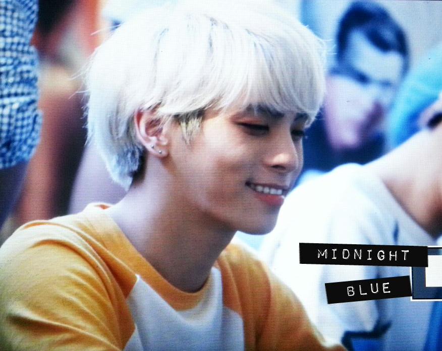 150529 Jonghyun @ 5ta Firma de Autógrafos de 'Odd' en Yeouido CGLQCK1UoAIm605