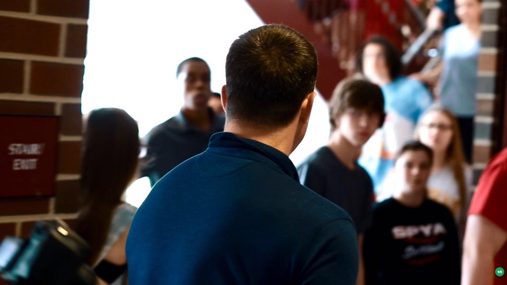 Stavenski's tweet photo. 5-11-15 @c_herren at #parkland event via PHS Prod &amp; Dir class. Awesome!@HerrenProject @THPpurple @PHSMiddayNews http://t.co/6wjiYPPcwA
