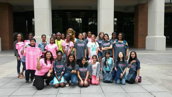 100GirlsofCode's tweet photo. What a great day in #Memphis yesterday! Looking forward to Houston, TX this weekend! #CodeYourCommunity http://t.co/2Ksy9hEVSj