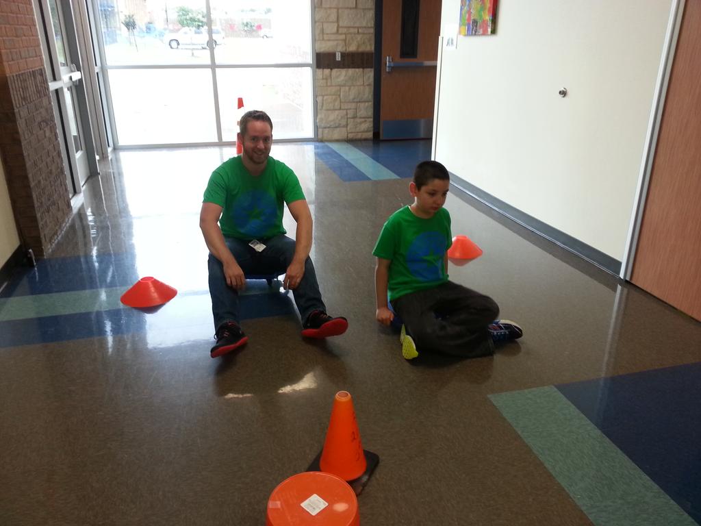 CindyOverturf's tweet photo. Rain can't stop Mendenhall!   Indoor field day rocks!  #mendenhalllearns http://t.co/ZjFBiN8vdQ