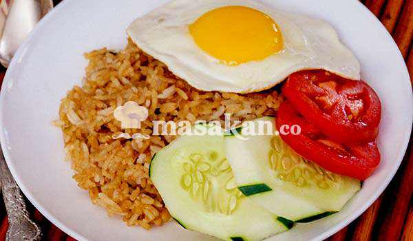 MenuMasak's tweet image. Resep Nasi Goreng #resep #masakan #makanan -  resep.masakan.co/resep-nasi-gor…