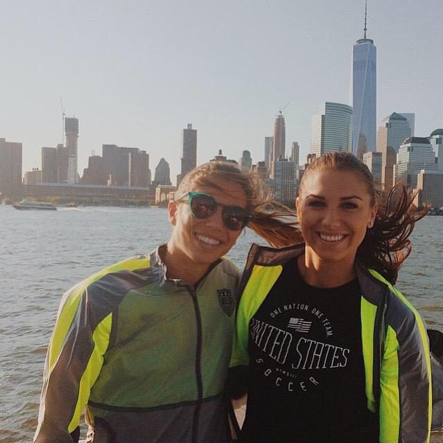 Happy birthday to Tobin Heath today she turns 27 I love her to death & is always smiling 