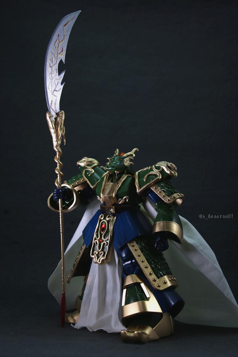 Twitter पर 桜 香世都 Hgucドライセンuc 中国甲冑アレンジ 武将 怒雷閃 刺繍糸を束ねてふさを作り脳天に穴をあけ接着 甲冑の縁にメタルストーン 革の紐を使いベルトを作り ダイヤカットのベージュ 前当てに赤のラインストーンをアクセントに マント着脱可
