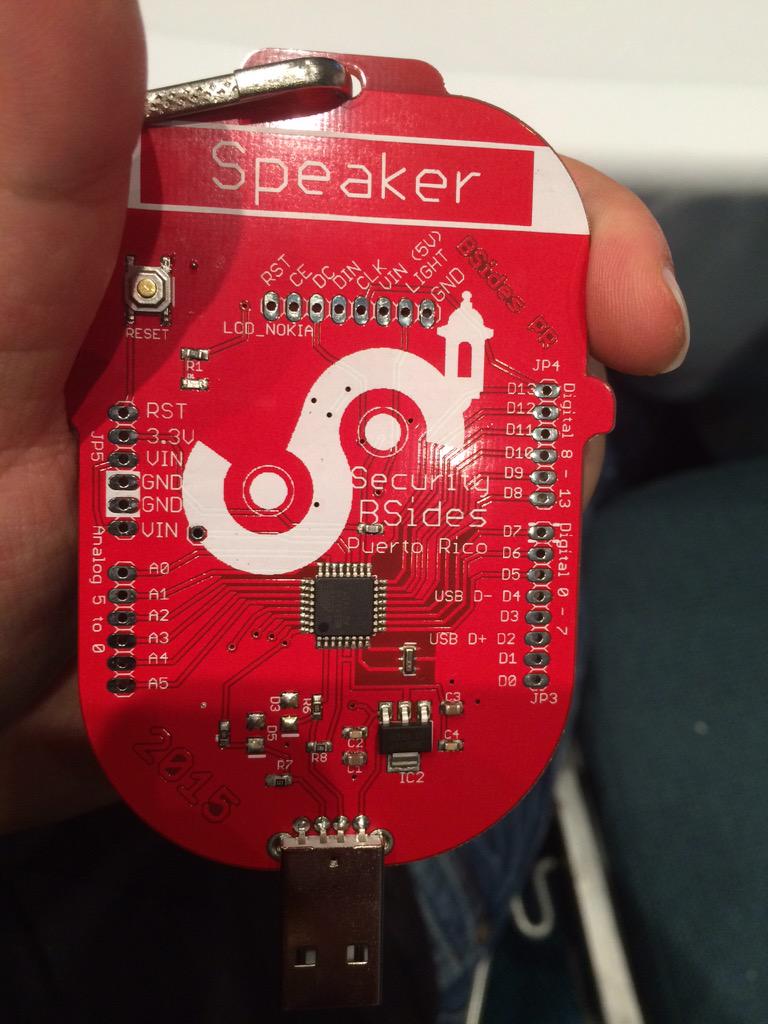 DragonJAR's tweet photo. Mi primer badge electrónico  #bsidespr http://t.co/hMAySNdq1F