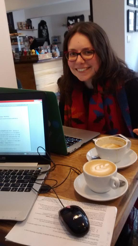 chiayu7854's tweet photo. Working hard. The whole world is our office! With @GardensOfChina#goodcoffee #sheffield @SteamYard http://t.co/Bi3z3Toazk