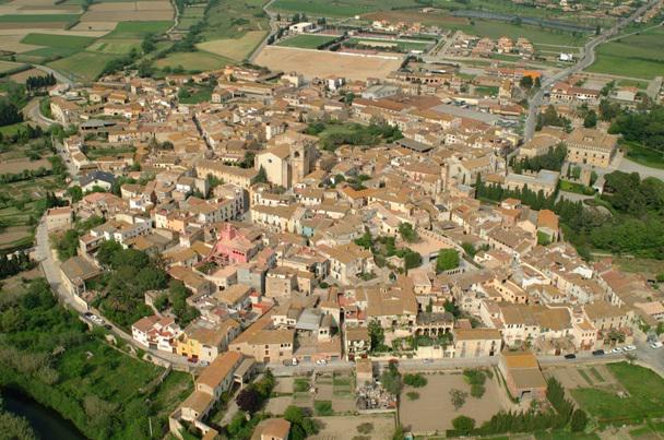 Aquest vespre, a les 22.30h, podreu veure #Peralada a "Déu n'hi dron" de <a href="/8tvcat/">8tv.cat</a>. #Empordà #CostaBrava #Televisió