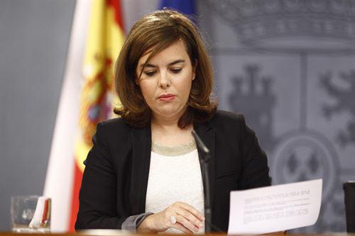 europapress's tweet photo. El Gobierno aprueba el despliegue permanente de hasta 2.200 militares de EEUU en Morón - http://t.co/BBqJlMmpDE http://t.co/nUjYXbEAlS