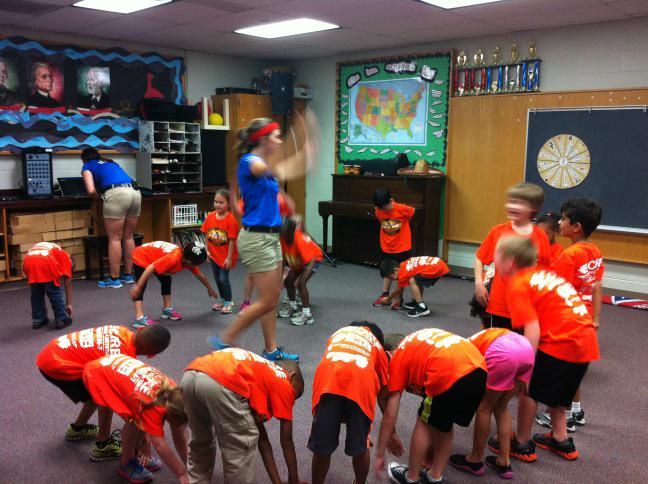 JanellThach's tweet image. Warming up at the dance party! #touchyourneighbor'stoes