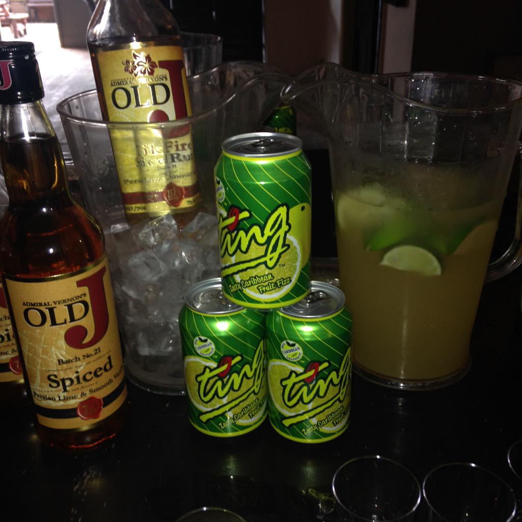 oldjspicedrum's tweet photo. Lads are loving the samples @DickensInn for the #finalfling2015 ๐๐ http://t.co/MFgvH2kWep