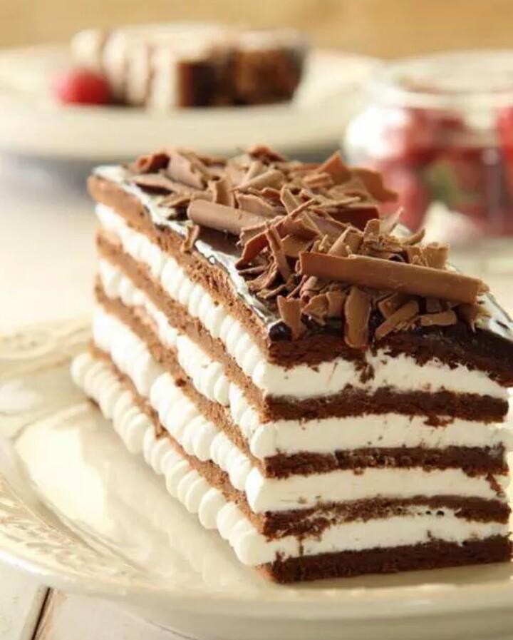AylennGiimenez's tweet photo. Ohh por diooo quiero esta torta yaaaaaa 😍🍰 asdasda http://t.co/GR4TzLKFnT