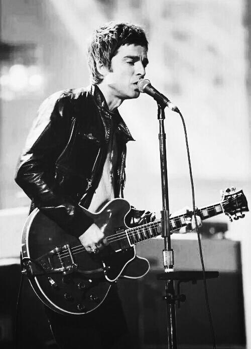 Happy birthday to one of the best songwriters in the world and the most quotable musician ever, Noel Gallagher. 