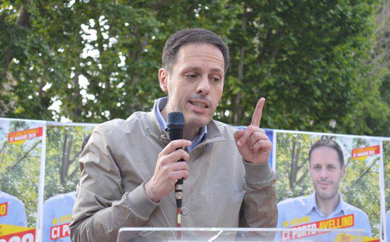 Orticalab's tweet photo. #Regionali, @francescotodi chiude a via Verdi: «Qui il meglio del #Pd» http://t.co/yW8tc9bJ4f #Regionali @Orticalab http://t.co/pnwWxGhc4i